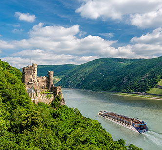 Ama_Rhine_River